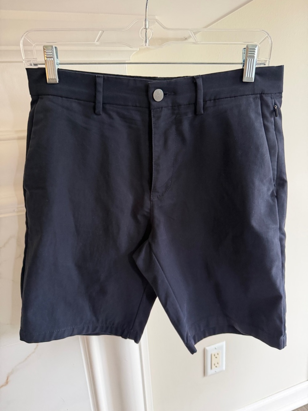 Old Navy Men's Dark Navy Flat Front Performance Shorts